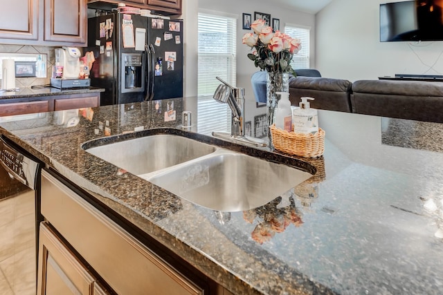 9902 Smokey Quartz Ln, Rosharon, TX 77583 - photo 13