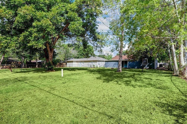 1236 San Felipe St, Angleton, TX 77515 - photo 11