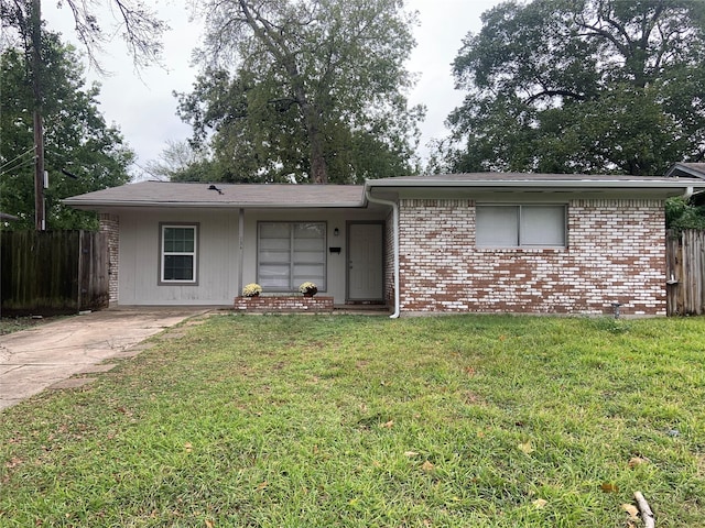 234 Overbluff St, Channelview, TX 77530 - photo 1