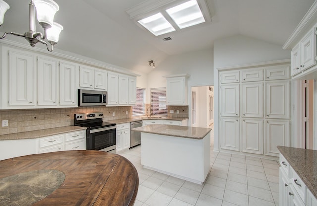 7203 W Hearthstone Green Dr, Houston, TX 77095 - photo 5