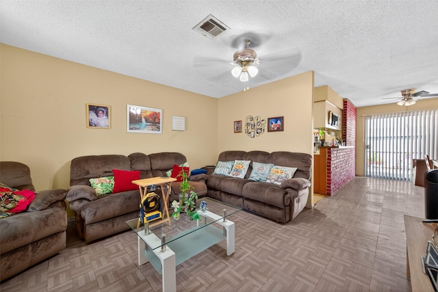 9450 Neuens Rd Unit 9450, Houston, TX 77080 - photo 3