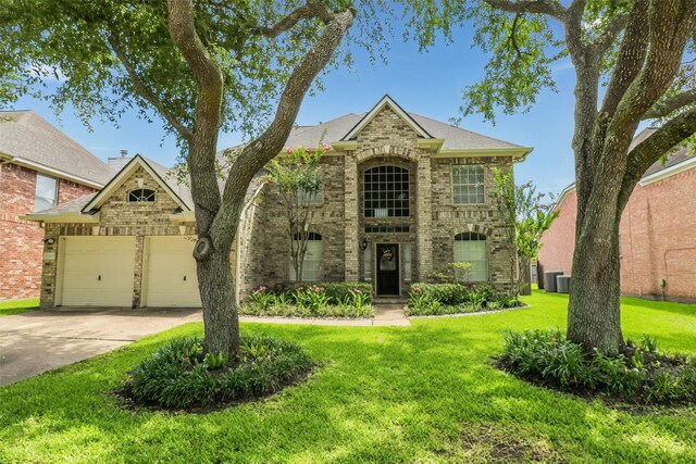 13611 Country Green Ct, Houston, TX 77059 - photo 2