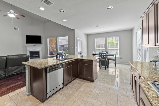 736 Somerset Landing Ln, League City, TX 77573 - photo 13