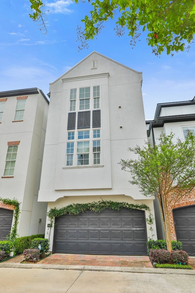 5633 Cohn Meadow Ln, Houston, TX 77007 - photo 4
