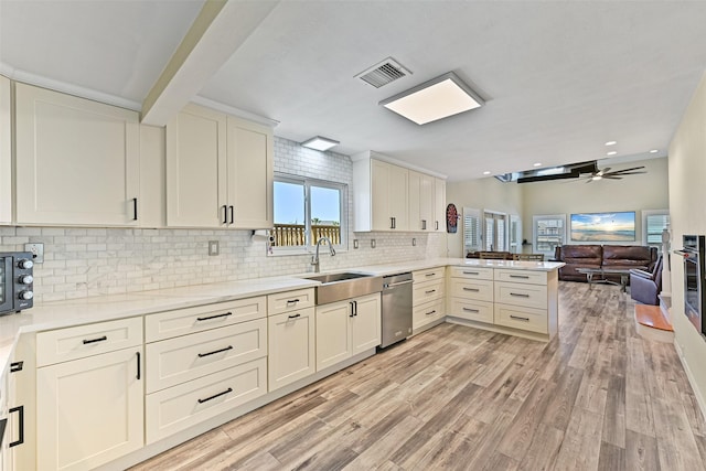 303 Tahiti Rd, Tiki Island, TX 77554 - photo 8