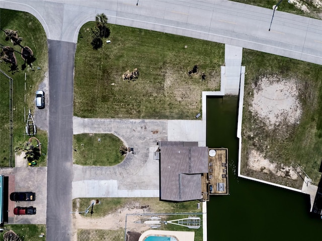 303 Tahiti Rd, Tiki Island, TX 77554 - photo 5