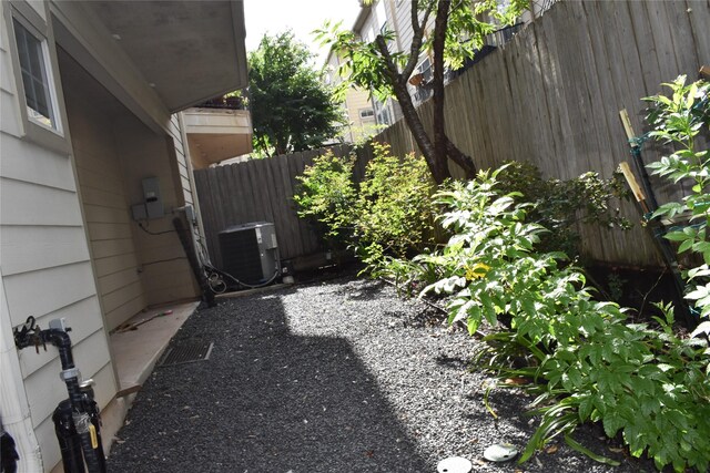418 Fowler St, Houston, TX 77007 - photo 13
