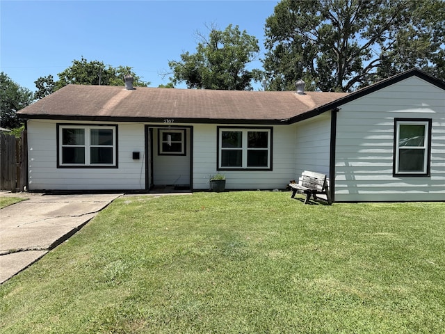 2307 Garvey Dr, Pasadena, TX 77506 - photo 1