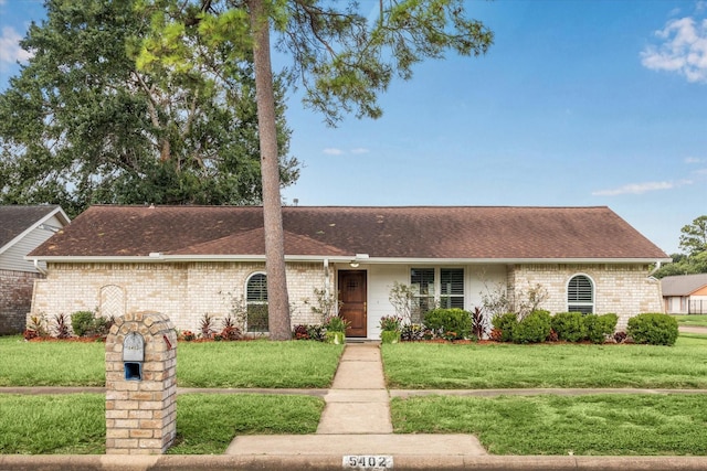 5402 Alba Rd, Houston, TX 77091 - photo 2