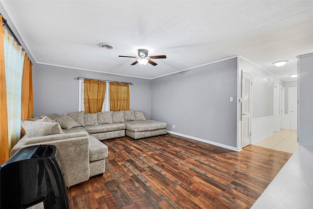 6713 Lawrence Rd, Hitchcock, TX 77563 - photo 9