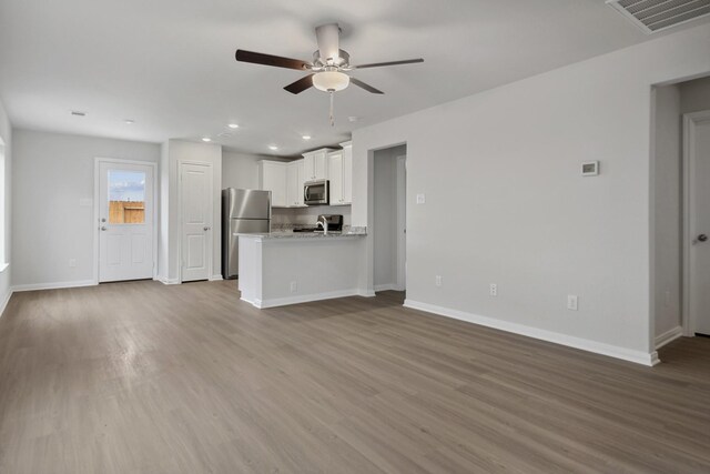 15830 Berry Hill Dr, Conroe, TX 77303 - photo 3