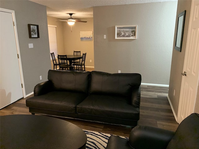 1601 Meadowview Dr, Port Lavaca, TX 77979 - photo 27