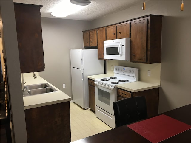 1601 Meadowview Dr, Port Lavaca, TX 77979 - photo 30