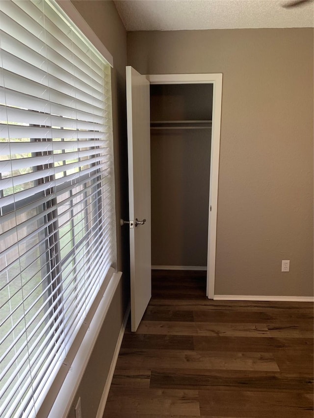 1601 Meadowview Dr, Port Lavaca, TX 77979 - photo 8