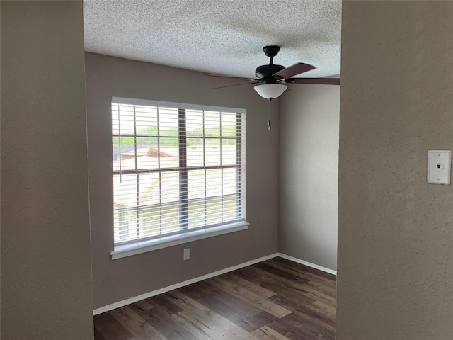 1601 Meadowview Dr, Port Lavaca, TX 77979 - photo 9