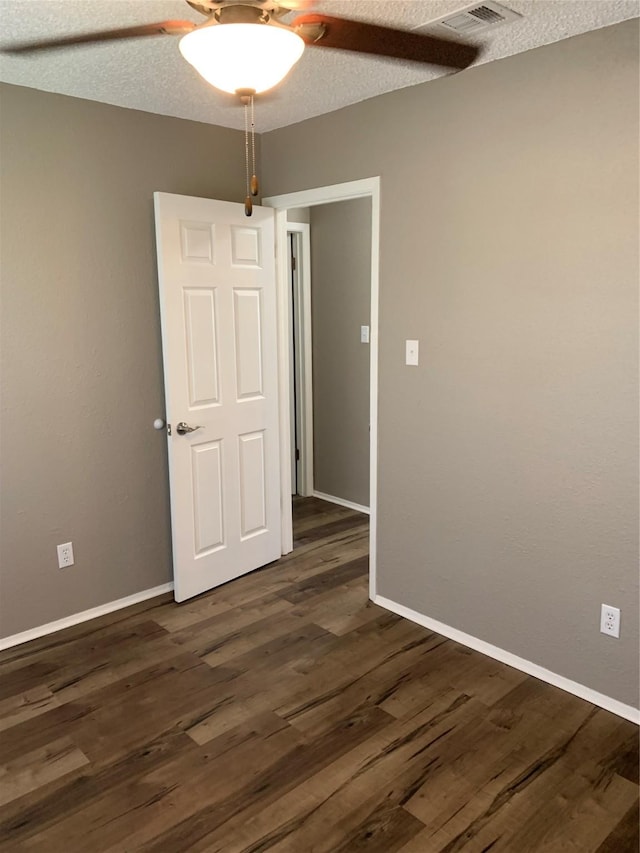 1601 Meadowview Dr, Port Lavaca, TX 77979 - photo 10