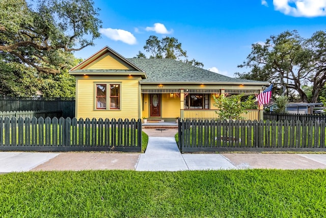 517 W Sidnor St, Alvin, TX 77511 - photo 2
