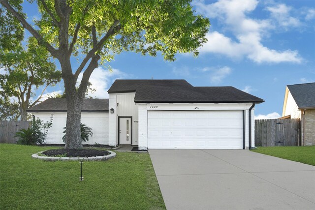 7022 Plaza Del Sol Dr, Houston, TX 77083 - photo 1