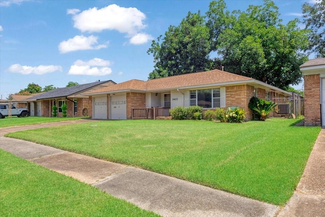 1403 Marlock Ln, Pasadena, TX 77502 - photo 2