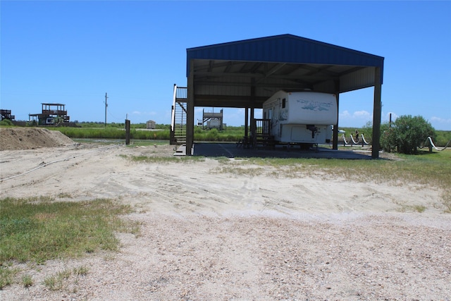 1241 Mabry St, Gilchrist, TX 77617 - photo 2