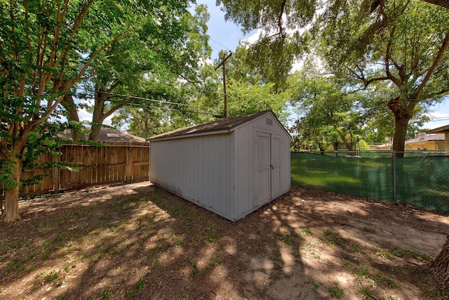 7115 Drowsy Pine Dr, Houston, TX 77092 - photo 21