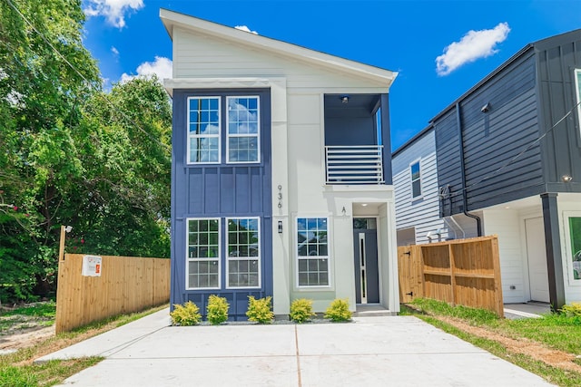 936-A S Ln S, Houston, TX 77088 - photo 1