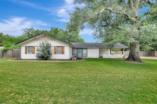 202 W Limit St, Madisonville, TX 77864 - photo 1