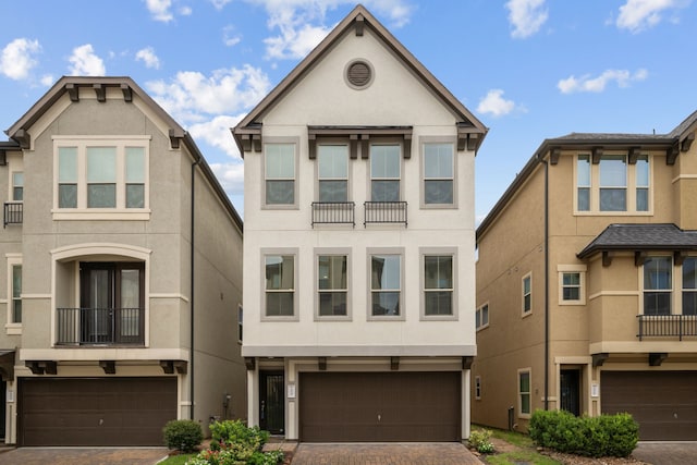 10007 Spring Shadows Park Cir, Houston, TX 77080 - photo 1