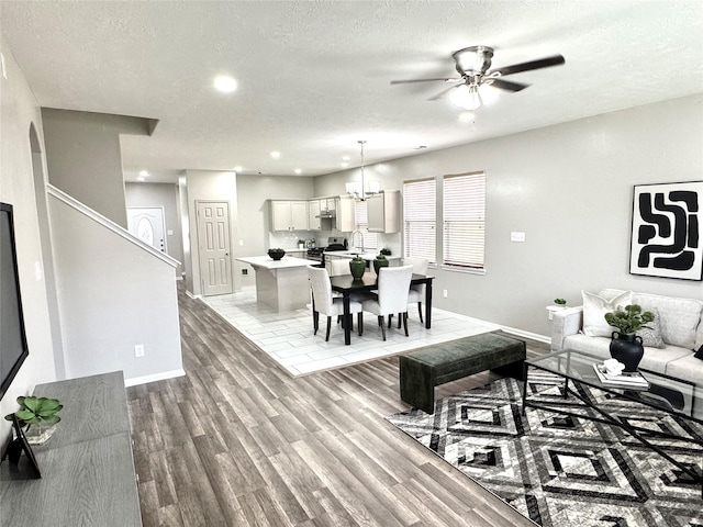 15922 Sonoma Park Dr, Houston, TX 77049 - photo 7