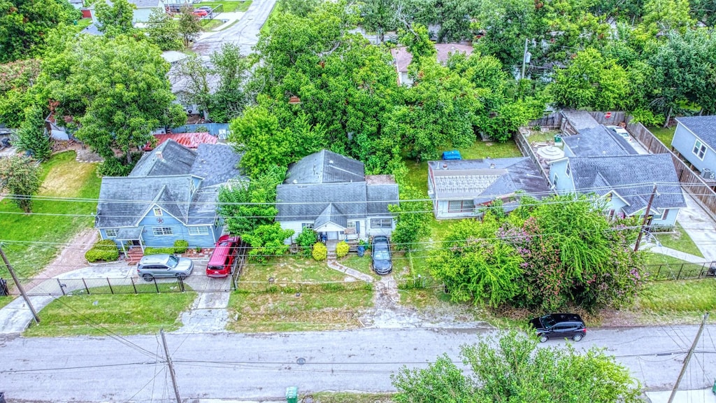 4305 Castor St, Houston, TX 77022 - photo 1