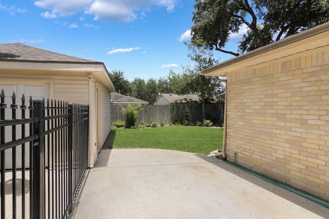 12310 Alston Dr, Meadows Place, TX 77477 - photo 34