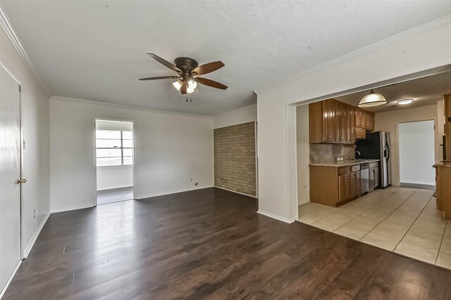 1124 Helen Dr, Deer Park, TX 77536 - photo 2