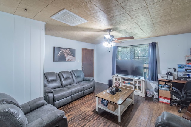 1009 Wainwright St, Houston, TX 77022 - photo 13