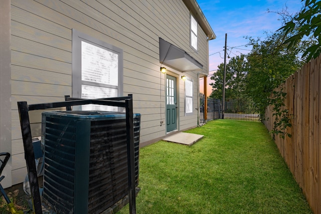 8357 Tate St, Houston, TX 77028 - photo 27