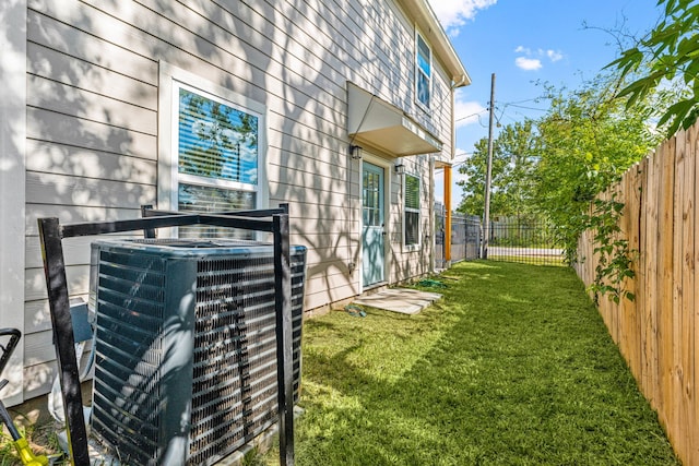 8357 Tate St, Houston, TX 77028 - photo 29