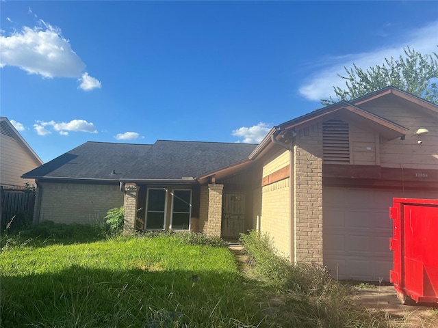 12054 Plumpoint Dr, Houston, TX 77099 - photo 1
