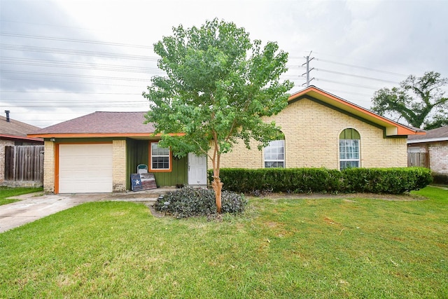 726 Brookview St, Channelview, TX 77530 - photo 1