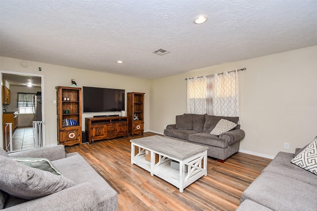 726 Brookview St, Channelview, TX 77530 - photo 17