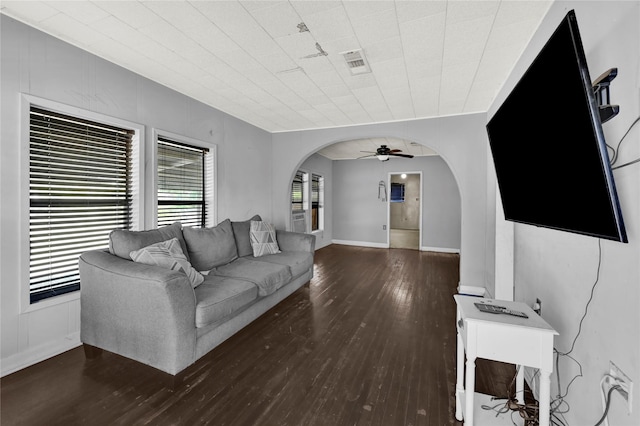 720 Yupon St, Baytown, TX 77520 - photo 3