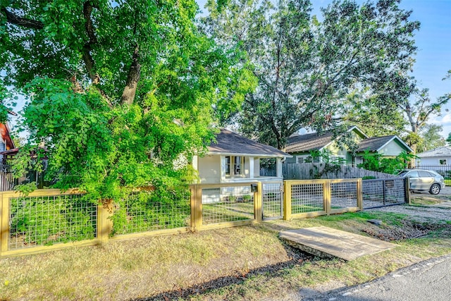 608 Enid St, Houston, TX 77009 - photo 1