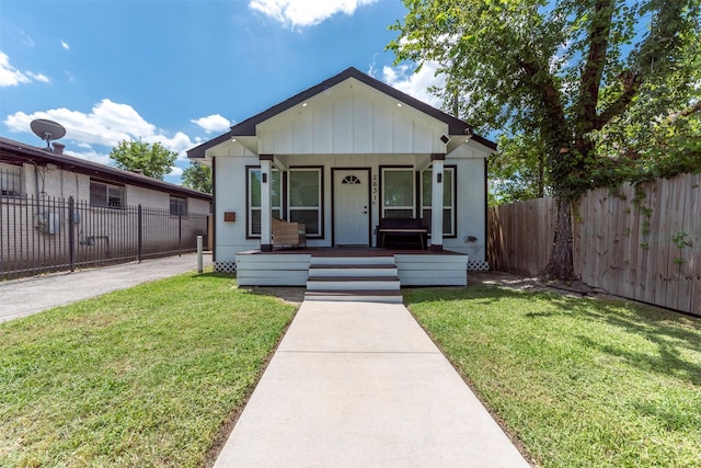 2631 Stevens St, Houston, TX 77026 - photo 1