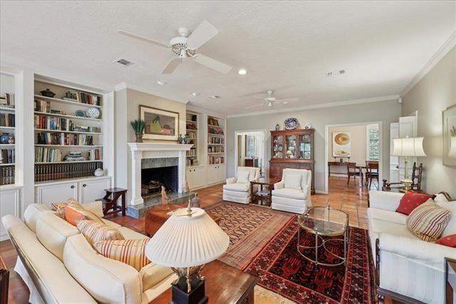 4425 Thomas Gln, Beaumont, TX 77706 - photo 7