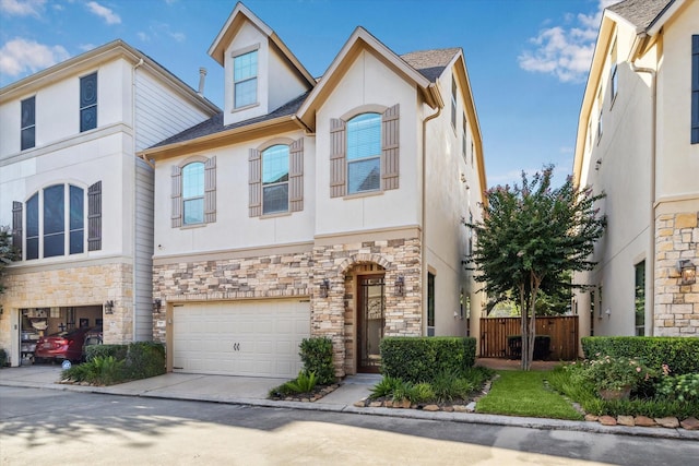 9108 Campbell Ct, Houston, TX 77055 - photo 1