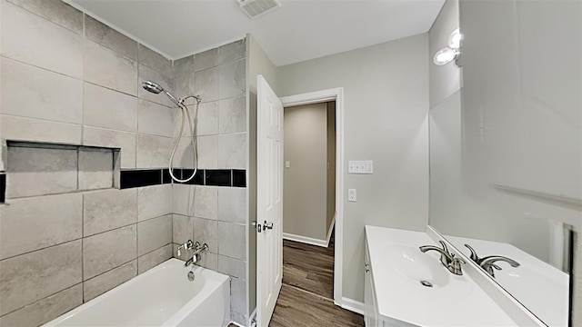 218 E Dumble St, Alvin, TX 77511 - photo 17