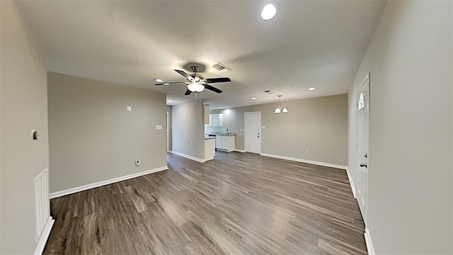 218 E Dumble St, Alvin, TX 77511 - photo 4