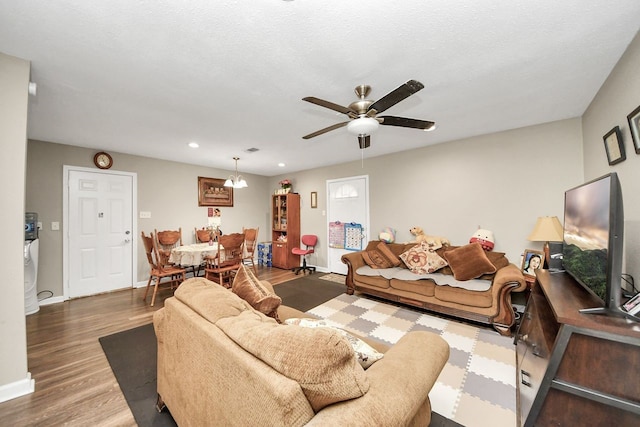 218 E Dumble St, Alvin, TX 77511 - photo 6