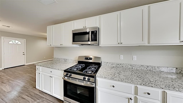 218 E Dumble St, Alvin, TX 77511 - photo 8