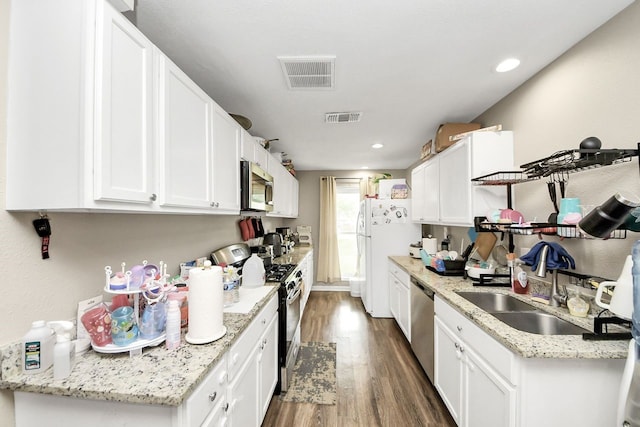 218 E Dumble St, Alvin, TX 77511 - photo 9
