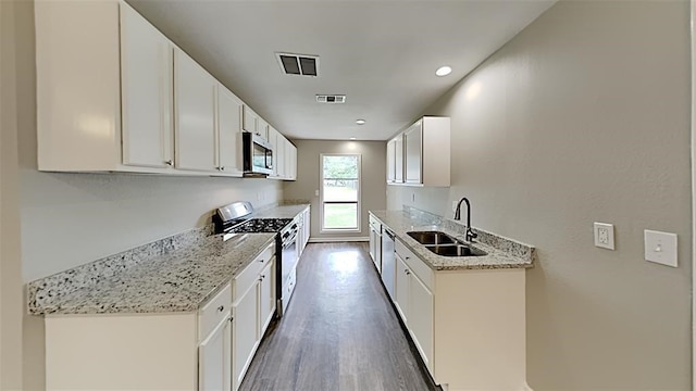 218 E Dumble St, Alvin, TX 77511 - photo 10