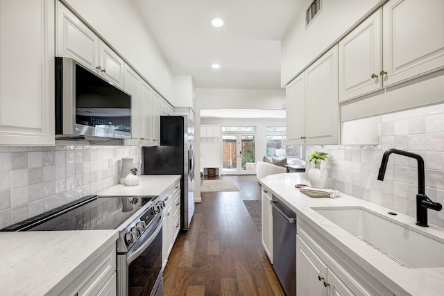 3815 Wakeforest St, Houston, TX 77098 - photo 11
